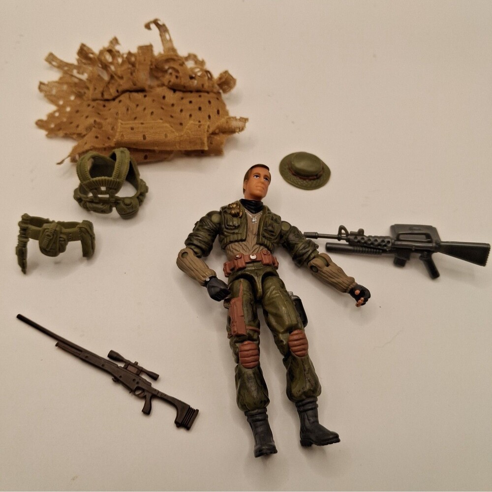 Crosshair V1 GI Joe Spy Troops 2003 Figure, Hat, Gun, Vest, Belt, Ghillie Suit
